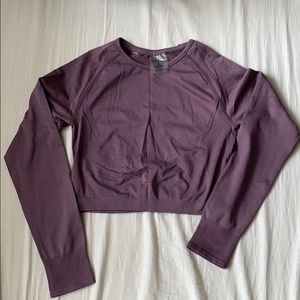 MYPROTEIN Long-Sleeve Crop Top